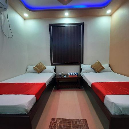 Hotel Shakuntla Palace - 400 Meters Away From Vishnu Pad Temple 7 Mins Walk Gaya Ngoại thất bức ảnh