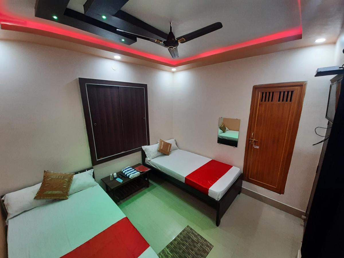 Hotel Shakuntla Palace - 400 Meters Away From Vishnu Pad Temple 7 Mins Walk Gaya Ngoại thất bức ảnh