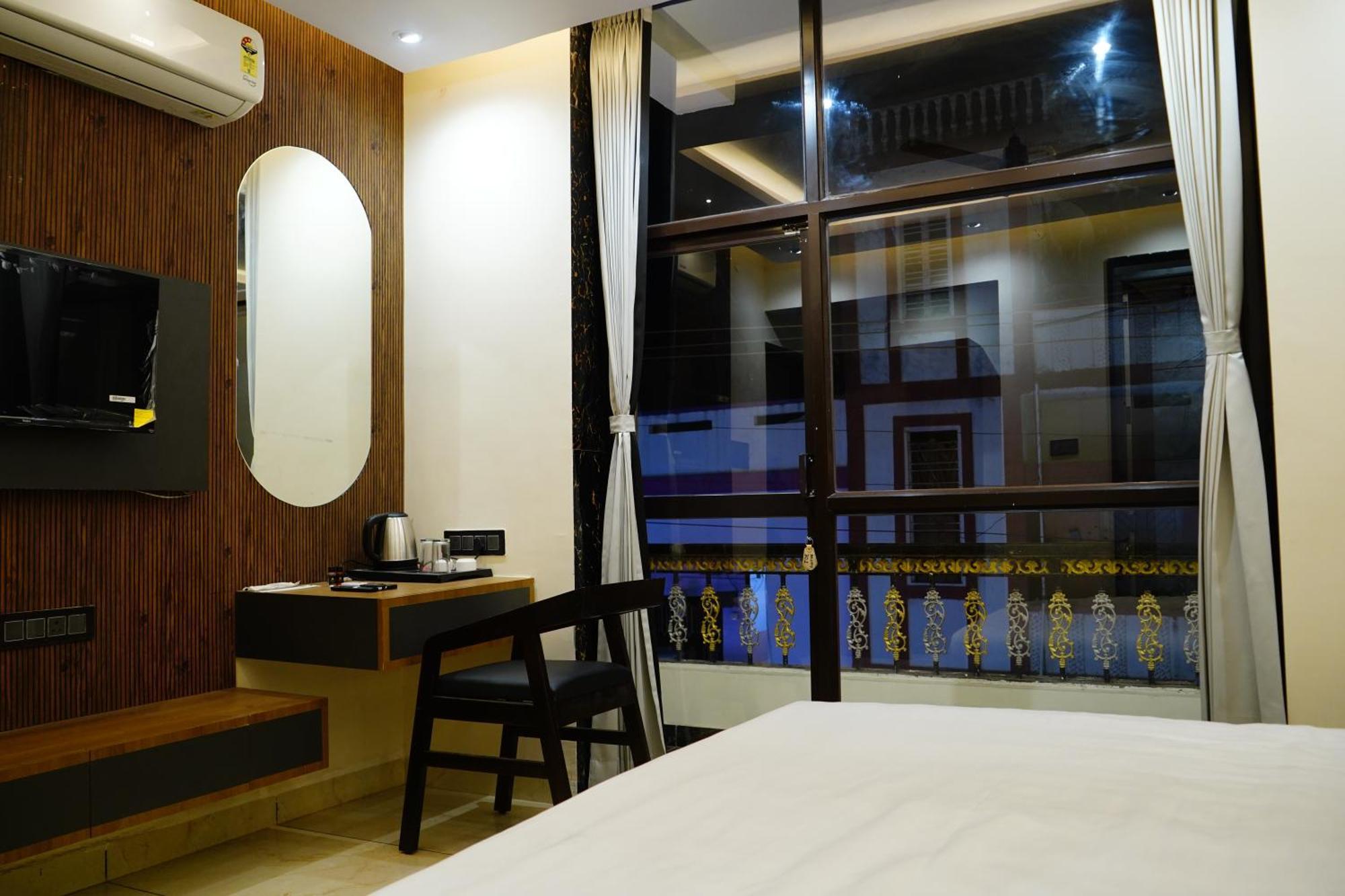 Hotel Shakuntla Palace - 400 Meters Away From Vishnu Pad Temple 7 Mins Walk Gaya Ngoại thất bức ảnh