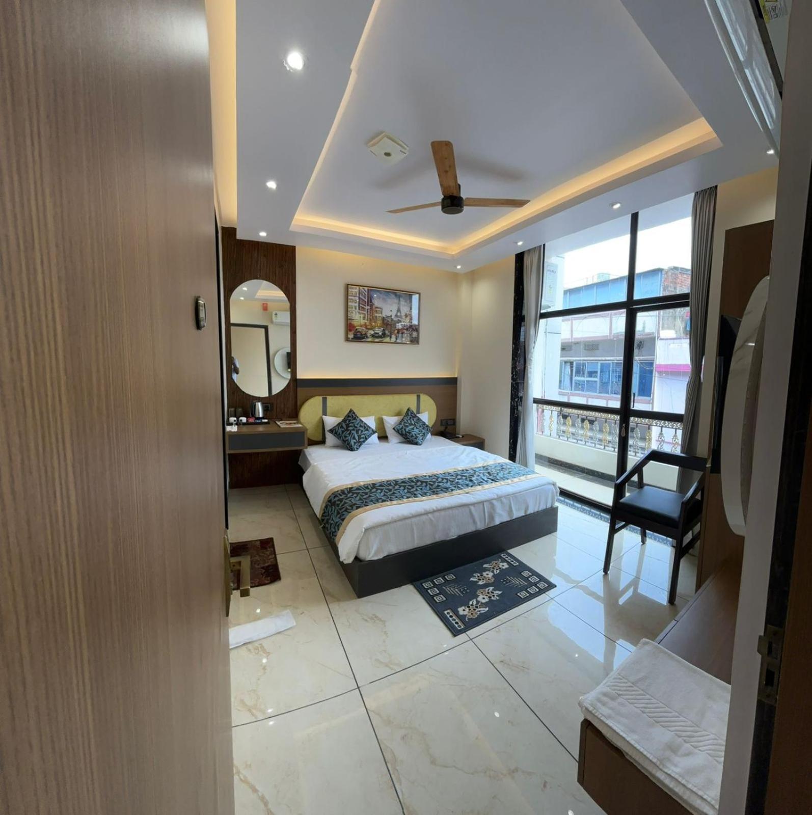 Hotel Shakuntla Palace - 400 Meters Away From Vishnu Pad Temple 7 Mins Walk Gaya Ngoại thất bức ảnh